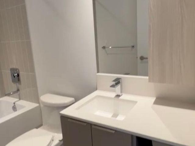 Shared Living/roommate 2 Bedroom For Rent Mississauga ON 1200 ES96648409