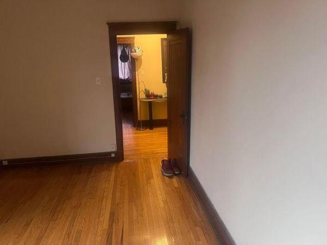 Shared Living/roommate 2 Bedroom For Rent Montréal QC 750 ES97418566
