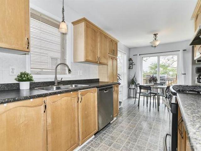 Shared Living/roommate 2 Bedroom For Rent Ottawa ON 1600 ES96647565