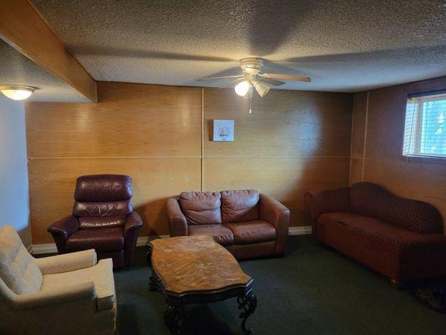 Shared Living/roommate 2 Bedroom For Rent Calgary AB 650 ES97415265