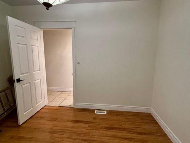 Shared Living/roommate 2 Bedroom For Rent Hamilton ON 1150 ES97419239