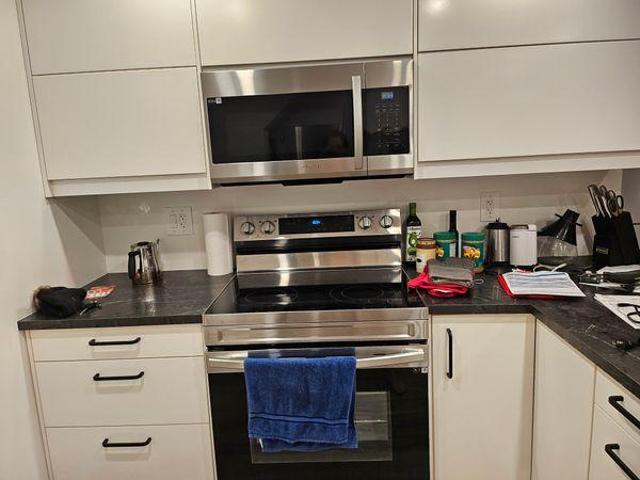 Shared Living/roommate 2 Bedroom For Rent Victoria BC 1040 ES96644820