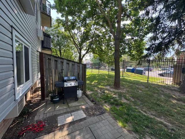 Shared Living/roommate 2 Bedroom For Rent Waterloo ON 830 ES97415094