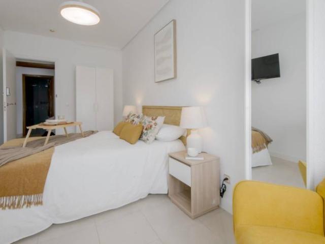 Shared Living/Roommate 7 Dormitorio Madrid Madrid ES91292994