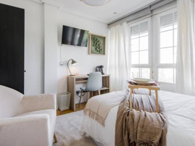 Shared Living/Roommate 7 Dormitorio Madrid Madrid ES92187013