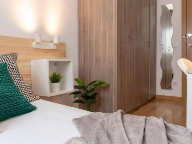 Shared Living/Roommate 7 Dormitorio Madrid Madrid ES92822986