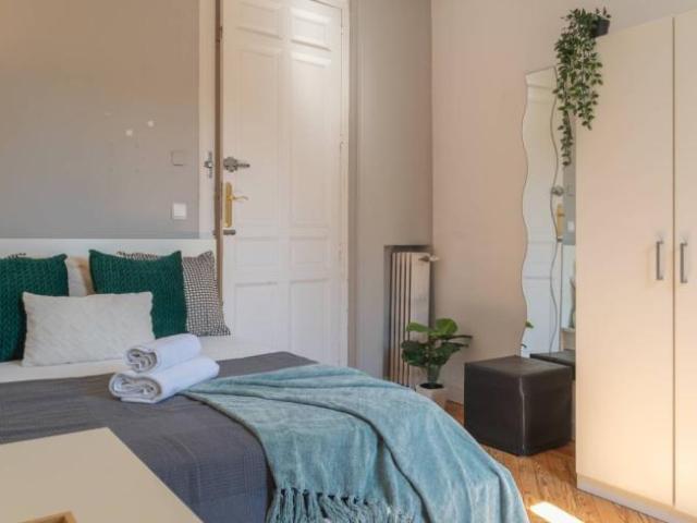 Shared Living/Roommate 7 Dormitorio Madrid Madrid ES92823345