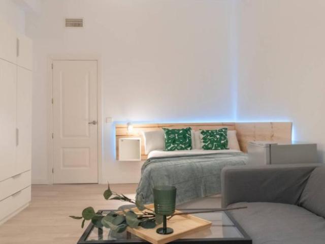 Shared Living/Roommate 7 Dormitorio Madrid Madrid ES92823425