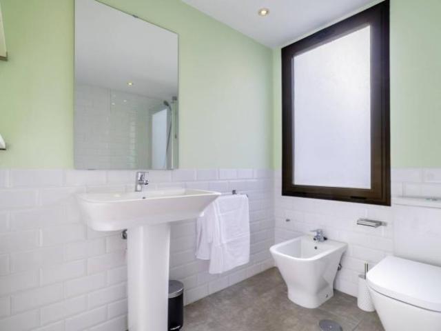 Shared Living/Roommate 7 Dormitorio Madrid Madrid ES97272443