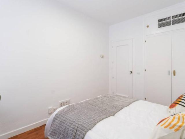 Shared Living/Roommate 7 Dormitorio Madrid Madrid ES98342584