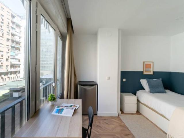 Shared Living/Roommate 7 Dormitorio Madrid Madrid ES98343416
