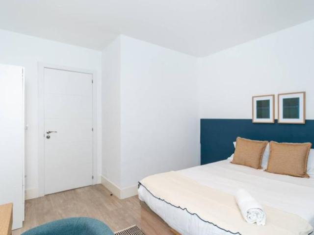 Shared Living/Roommate 7 Dormitorio Madrid Madrid ES98343558