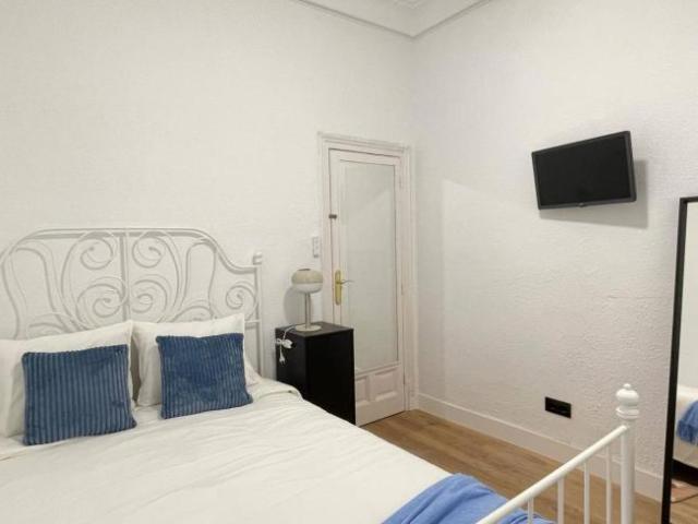 Shared Living/Roommate 7 Dormitorio Madrid Madrid ES100232908