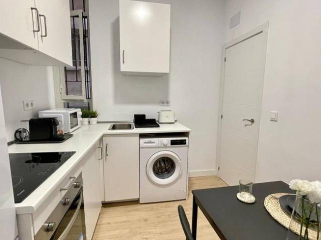 Shared Living/Roommate 7 Dormitorio Madrid Madrid ES100233174