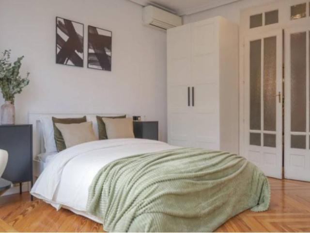 Shared Living/Roommate 7 Dormitorio Madrid Madrid ES100234416
