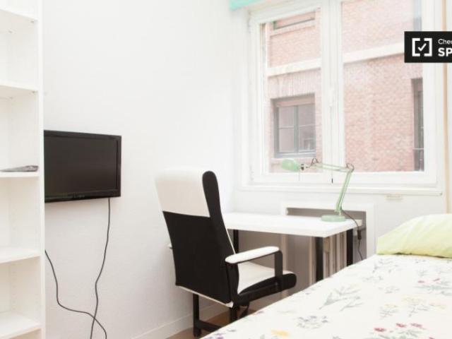 Shared Living/Roommate 7 Dormitorio Madrid Madrid ES101843166