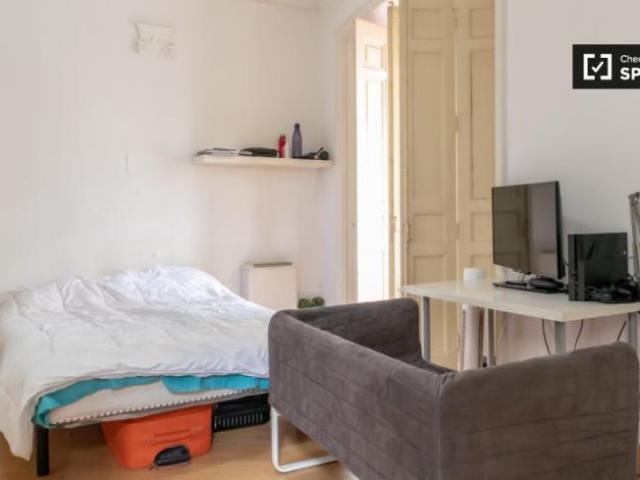 Shared Living/Roommate 7 Dormitorio Madrid Madrid ES101844692