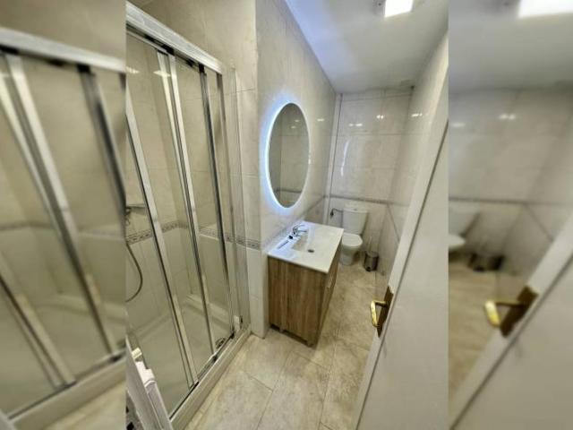 Shared Living/Roommate 7 Dormitorio Madrid Madrid ES101853134