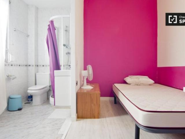 Shared Living/Roommate 7 Dormitorio Madrid Madrid ES101991369