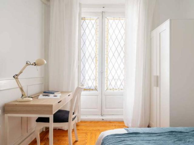 Shared Living/Roommate 7 Dormitorio Madrid Madrid ES102850872