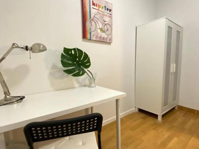Shared Living/Roommate 7 Dormitorio Madrid Madrid ES103305462