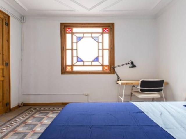 Shared Living/Roommate 7 Dormitorio Barcelona Barcelona ES96617650