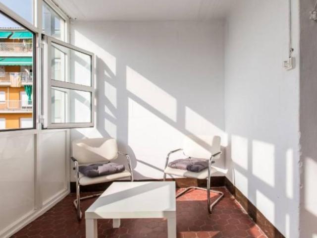 Shared Living/Roommate 7 Dormitorio Barcelona Barcelona ES96617654