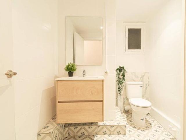 Shared Living/Roommate 7 Dormitorio Barcelona Barcelona ES96617669