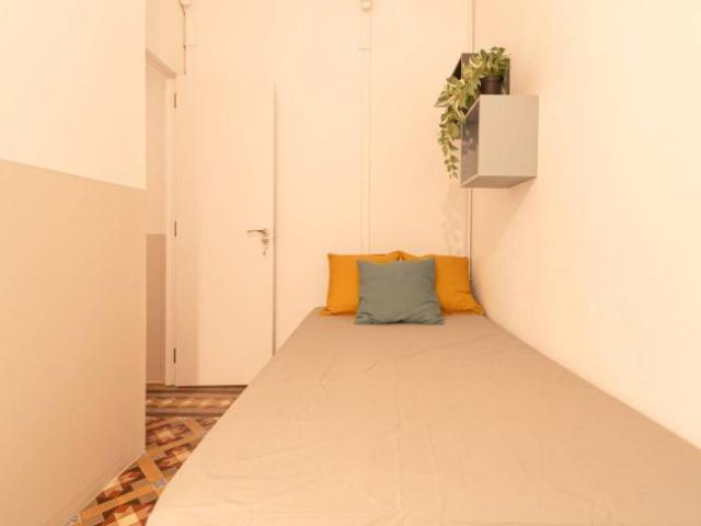Shared Living/Roommate 7 Dormitorio Barcelona Barcelona ES96617673