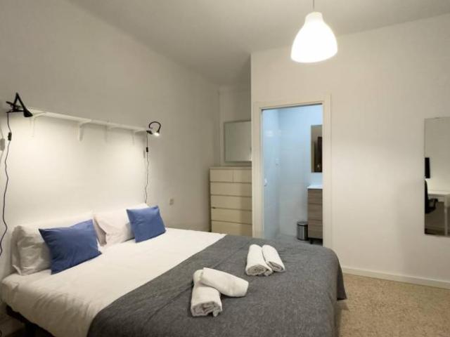 Shared Living/Roommate 7 Dormitorio Barcelona Barcelona ES101809393
