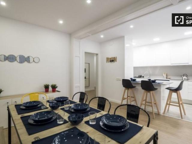 Shared Living/Roommate 7 Dormitorio Barcelona Barcelona ES101994522