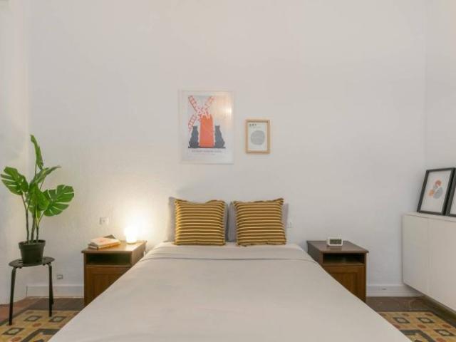 Shared Living/Roommate 7 Dormitorio Barcelona Barcelona ES102886875