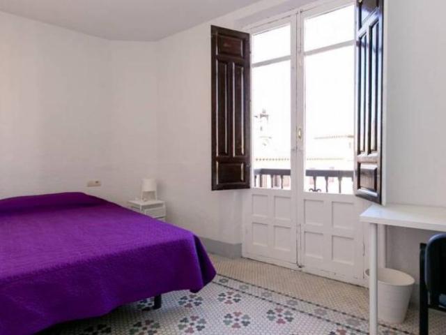 Shared Living/Roommate 7 Dormitorio Granada Granada ES101530522
