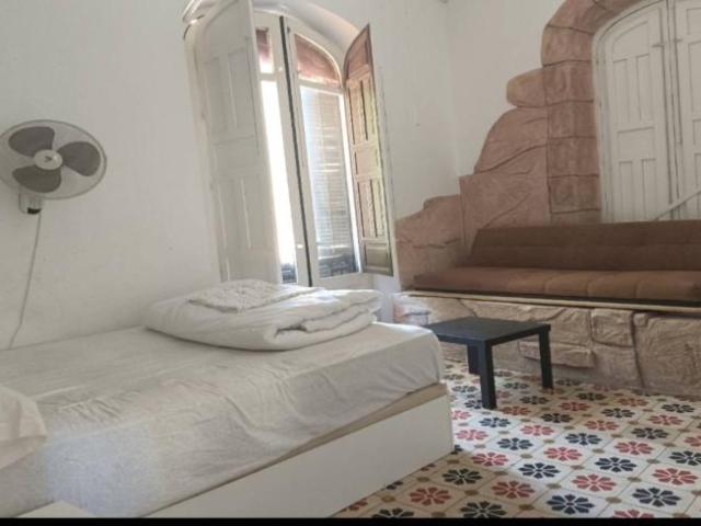 Shared Living/Roommate 7 Dormitorio Granada Granada ES93455514