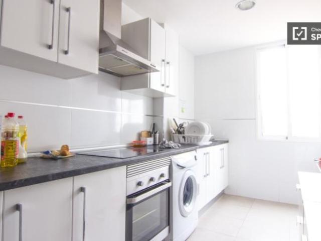 Shared Living/Roommate 7 Dormitorio Valencia Valencia ES101918621