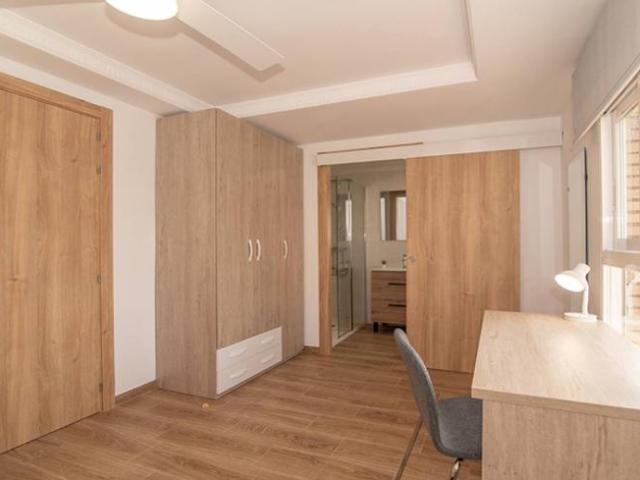 Shared Living/Roommate 7 Dormitorio Valencia Valencia ES93559535
