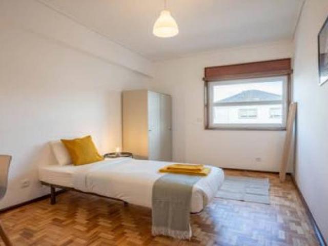 shared living/roommate 7 quarto, Porto Porto 4050 282 DLS86893249