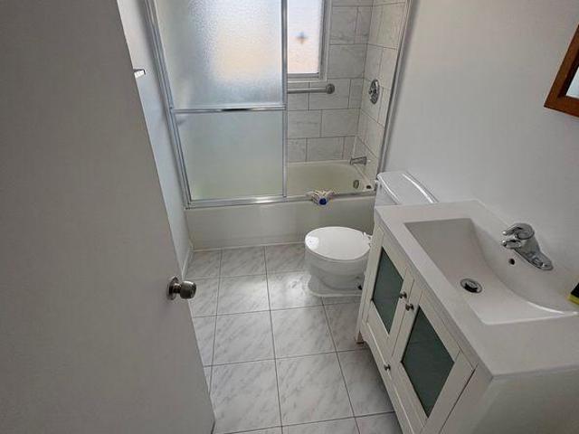 Shared Living/roommate 4 Bedroom For Rent Ottawa ON 750 ES97422052