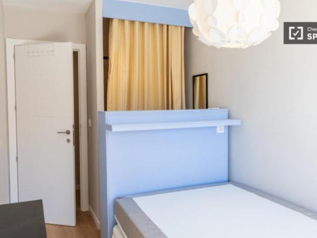 Shared Living/Roommate 4 Dormitorio Madrid Madrid ES101819217