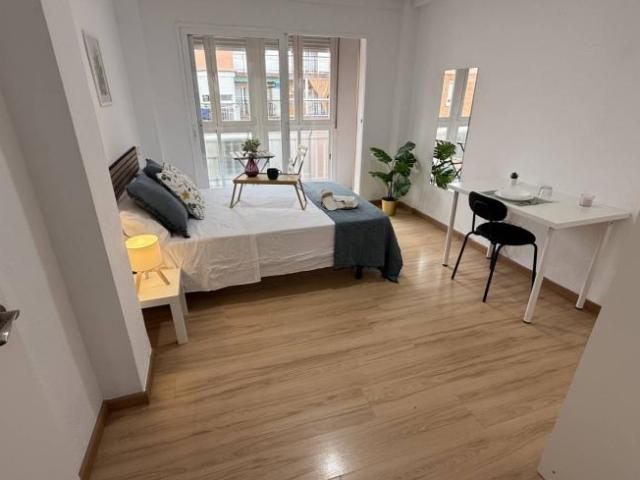 Shared Living/Roommate 4 Dormitorio Alcala De Henares Alcala De Henares ES99798909