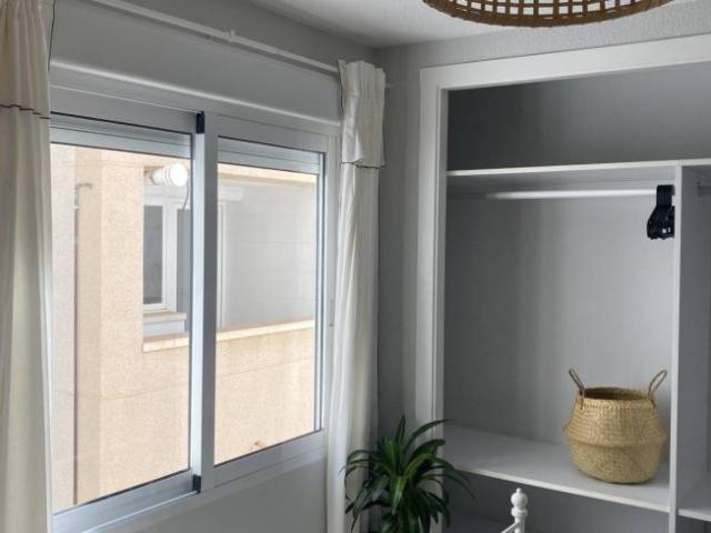 Shared Living/Roommate 4 Dormitorio Alicante Alicante ES101839121