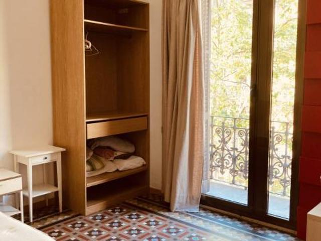 Shared Living/Roommate 4 Dormitorio Barcelona Barcelona ES78949243