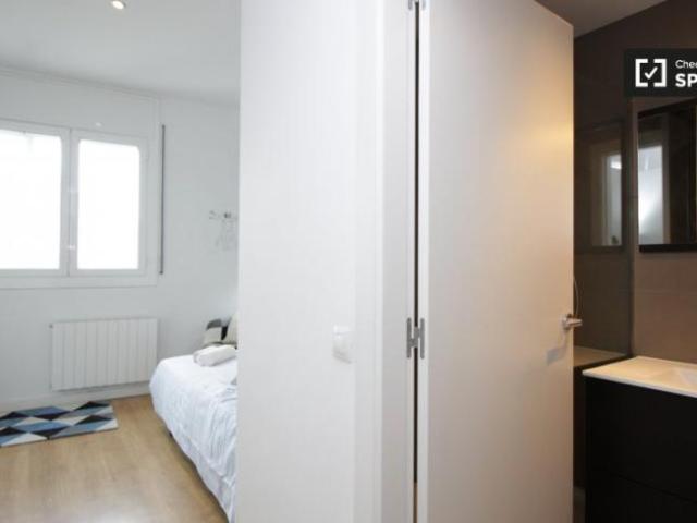 Shared Living/Roommate 4 Dormitorio Barcelona Barcelona ES94212003