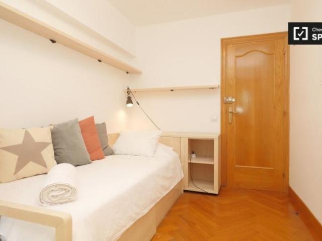 Shared Living/Roommate 4 Dormitorio Barcelona Barcelona ES94212189