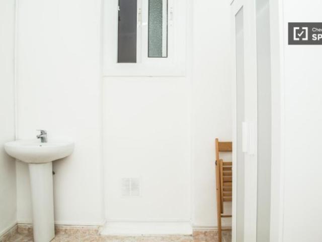 Shared Living/Roommate 4 Dormitorio Barcelona Barcelona ES98960981