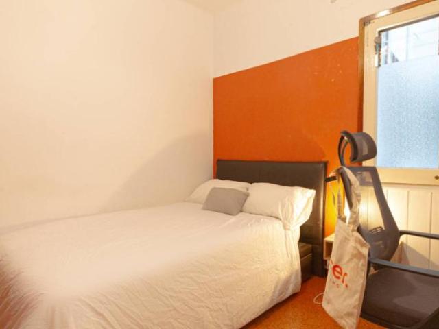 Shared Living/Roommate 4 Dormitorio Barcelona Barcelona ES99522318