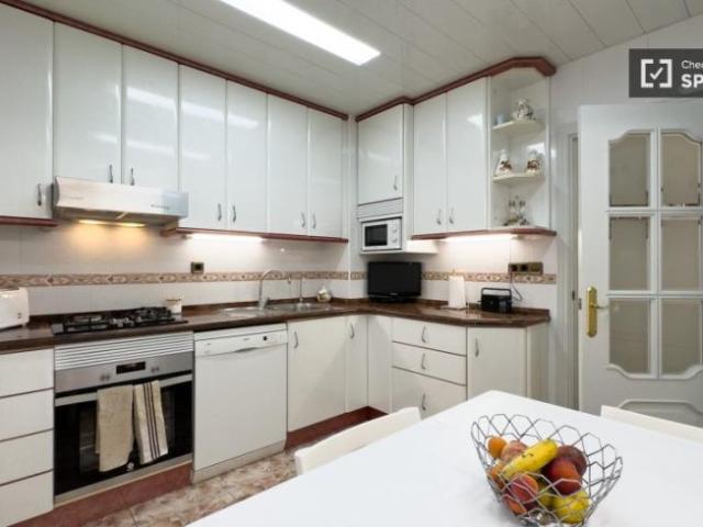 Shared Living/Roommate 4 Dormitorio Barcelona Barcelona ES101834094