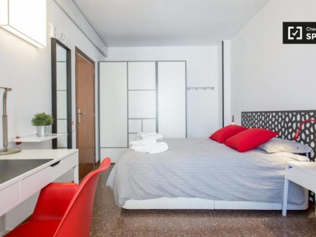 Shared Living/Roommate 4 Dormitorio Barcelona Barcelona ES101990962