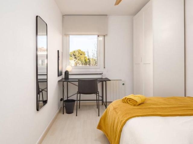 Shared Living/Roommate 4 Dormitorio Barcelona Barcelona ES101994502
