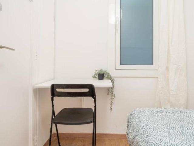 Shared Living/Roommate 4 Dormitorio Barcelona Barcelona ES102886368